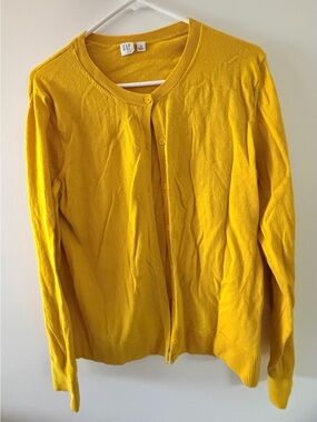 GAP Sunny Yellow Crewneck Sweater